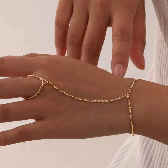 Bracelet de bague élégant avec une ambiance légère et luxueuse