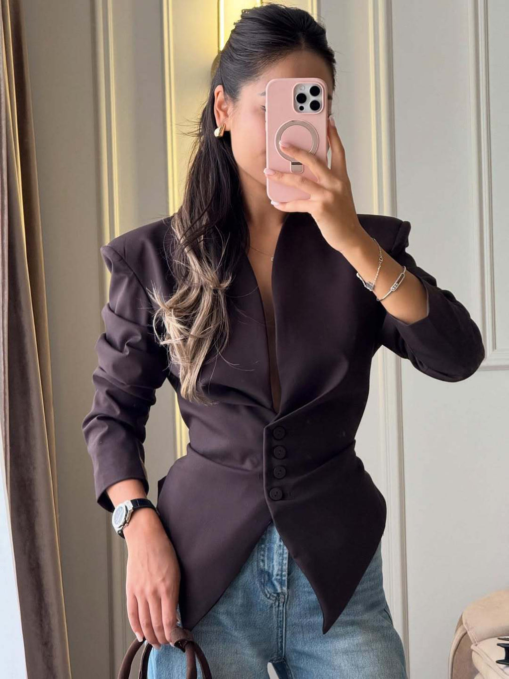 La mode européenne et américaine des femmes Slim-Fit Asymétrique Blazer manches longues élégant et