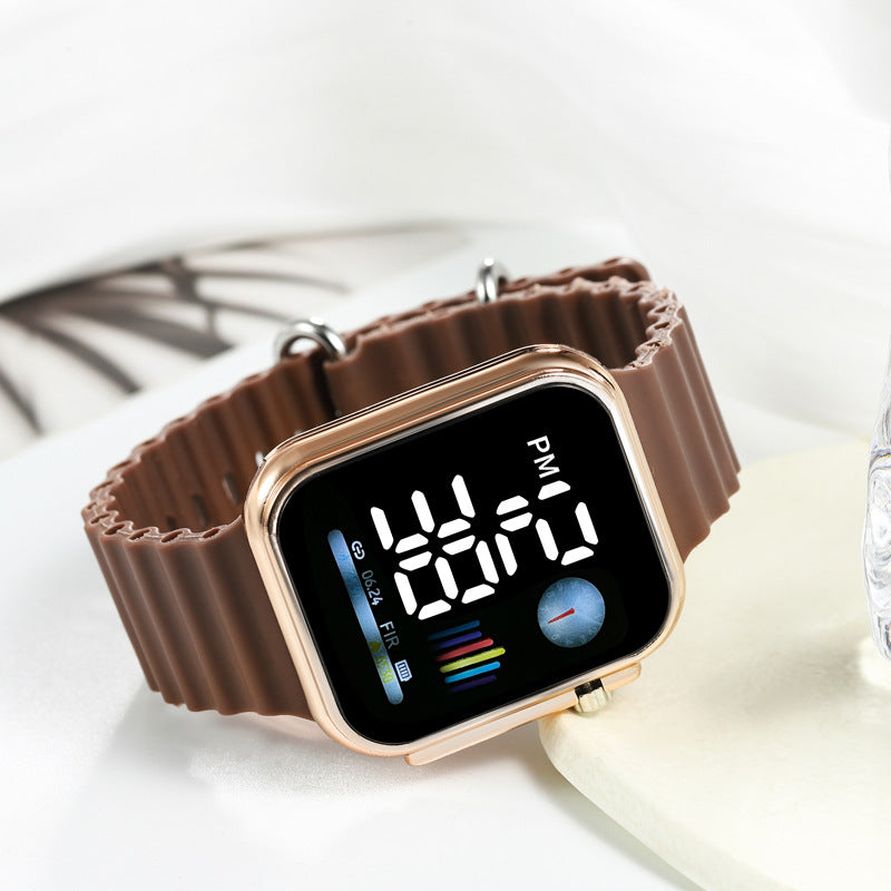 Une montre numérique élégante pour les étudiants qui suivent le temps
