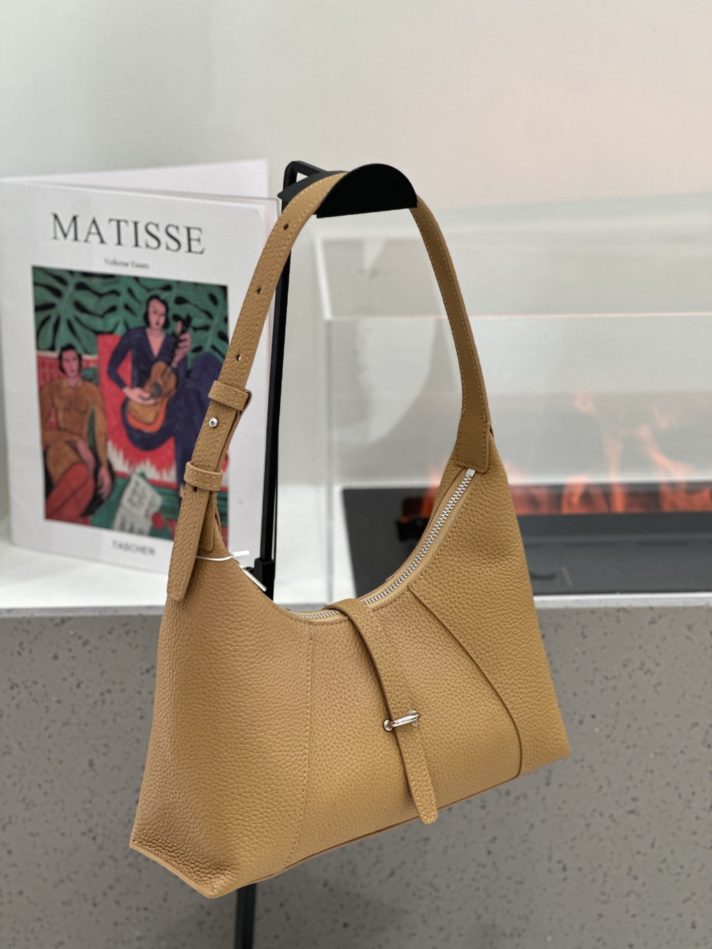 Sac en cuir de baidie pour femmes Sac de domptage en cuir de première layer Sac à épaule de style français Cres