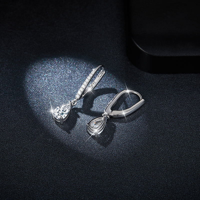 S925 Argent Sterling 5x8mm Poire coupée Moissanite Boucles d'oreilles Drop Teardrop avec Pave Hoo