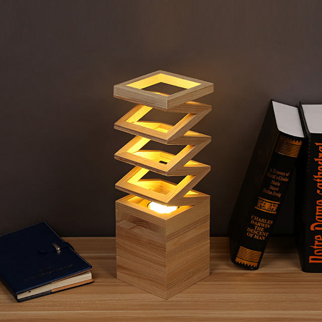 Lampe de table en bois massif créatif