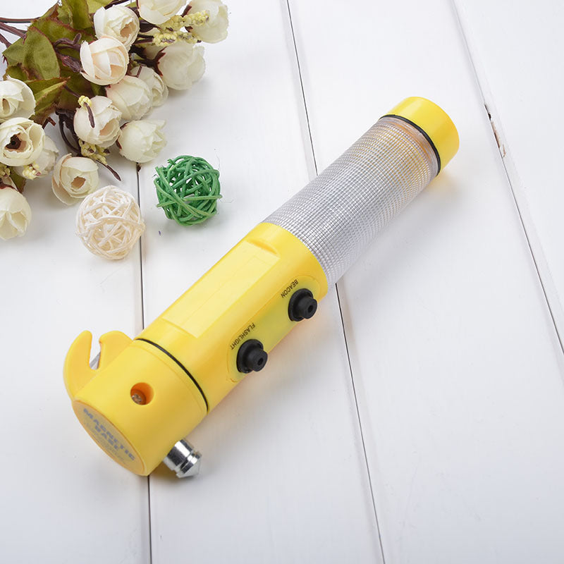 Voiture LED lampe de poche lampe de poche Sécurité d'urgence Cutter de ceinture de marteau