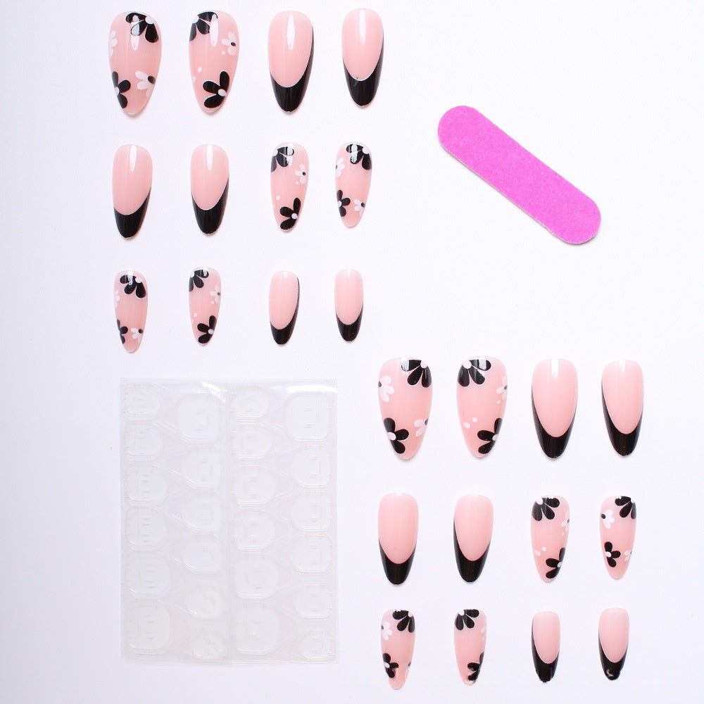 Set de 24 pièces de conseils d'ongles à porter avec des dessins de fleurs