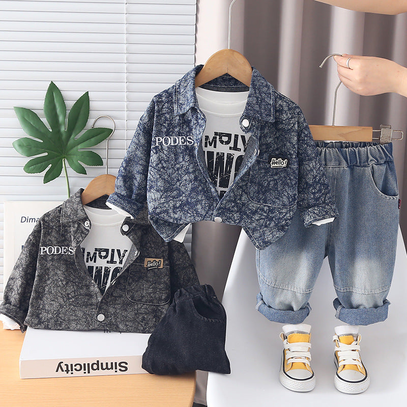 Ensemble de trois pièces en denim à manches longues des garçons