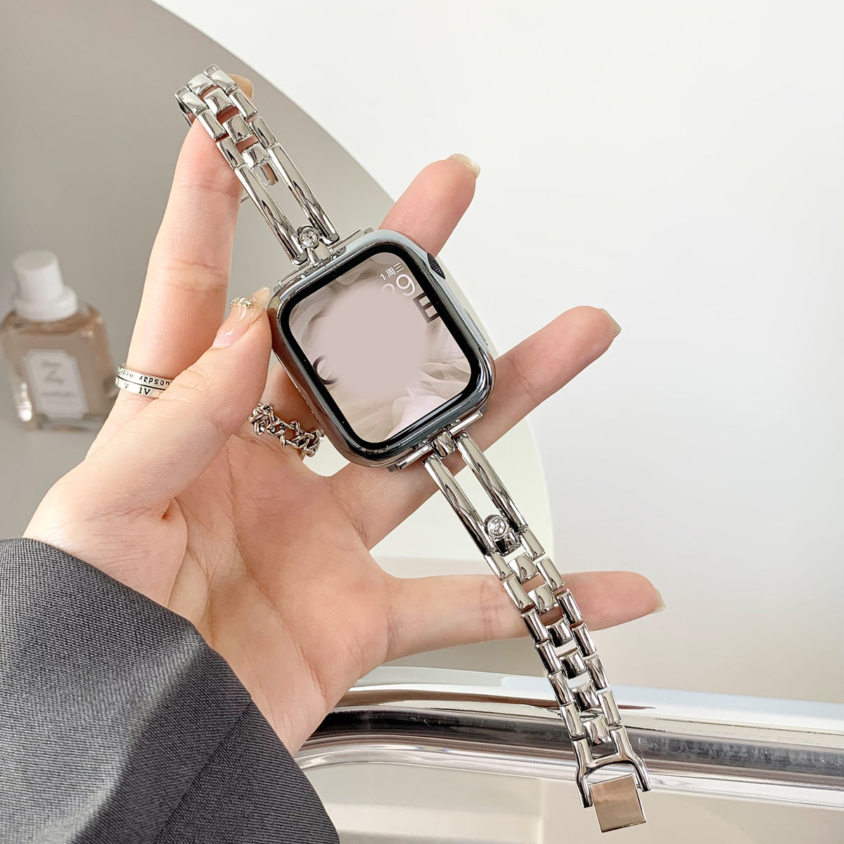Bracelet de montre mince à chaîne de petite fragrance