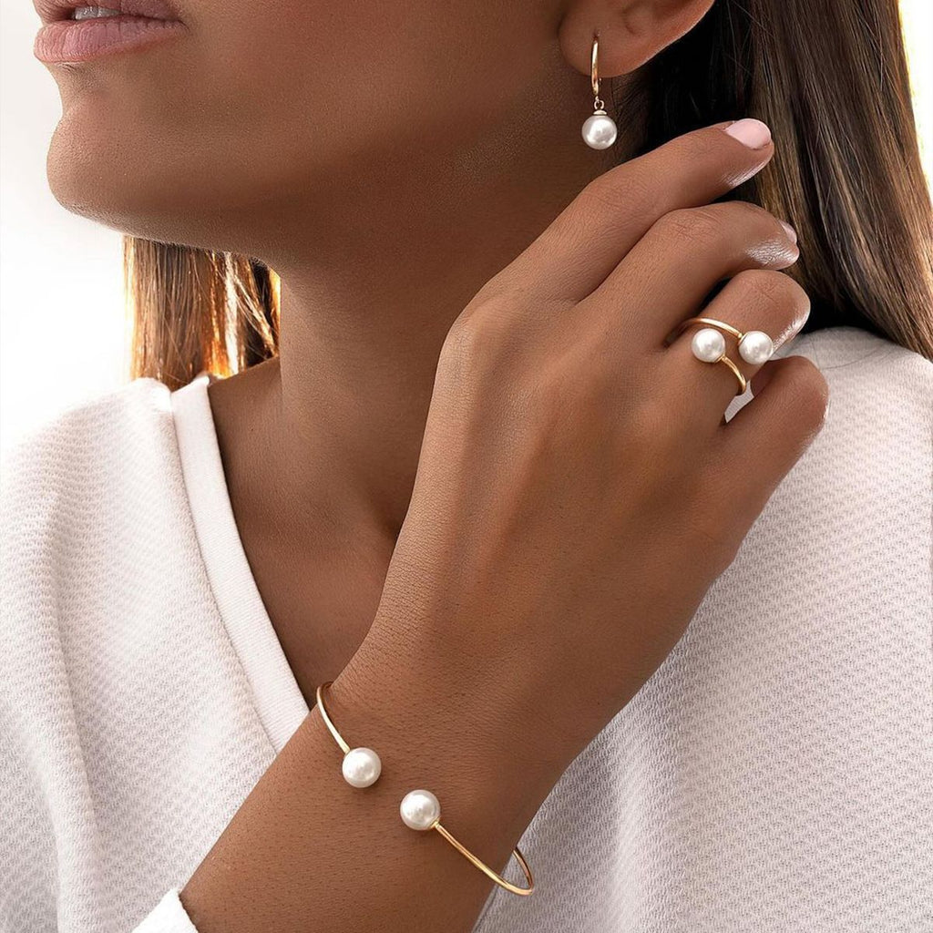 Boucles d'oreilles ouvertes Pearl Bracelet Bague Ensemble de bijoux