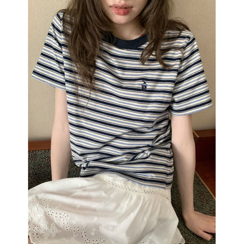T-shirt à manches courtes rayé pour femmes