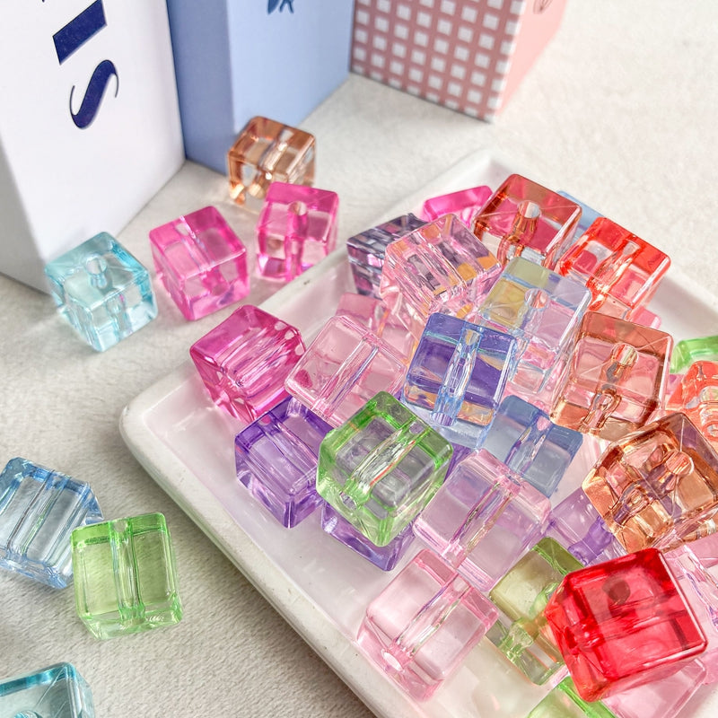 Perles de cubes acryliques plats