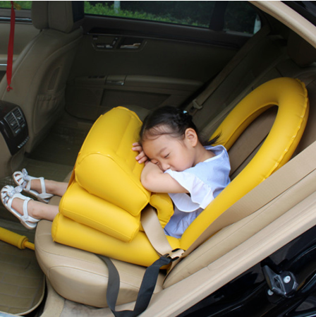 Siège auto gonflable pour enfants