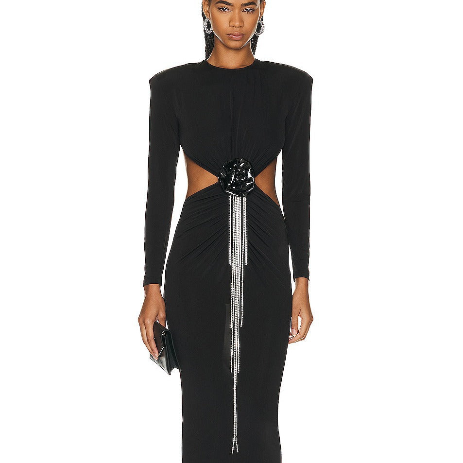 Sexy Backless Noir manches longues Hollow Flower Tassel Robe de décoration