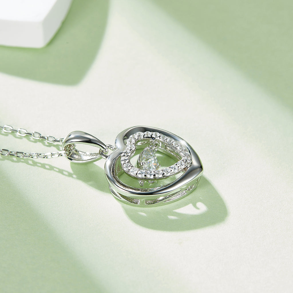 S925 Argent Sterling 0.5ct D Couleur VVS1 Collier Coeur de Moissanite 45cm Pav plaqué platine