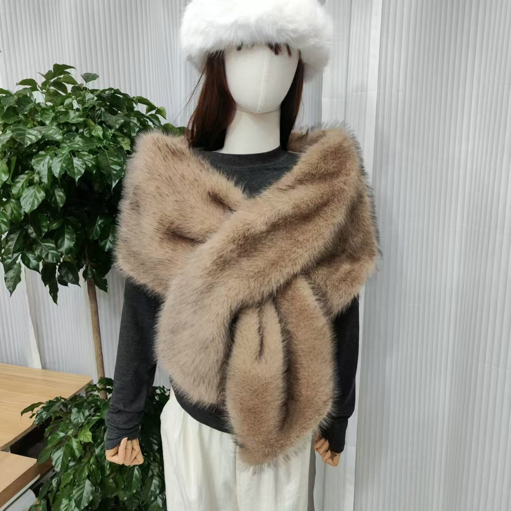 Clou de luxe léger en peluche polyvalente pour femmes