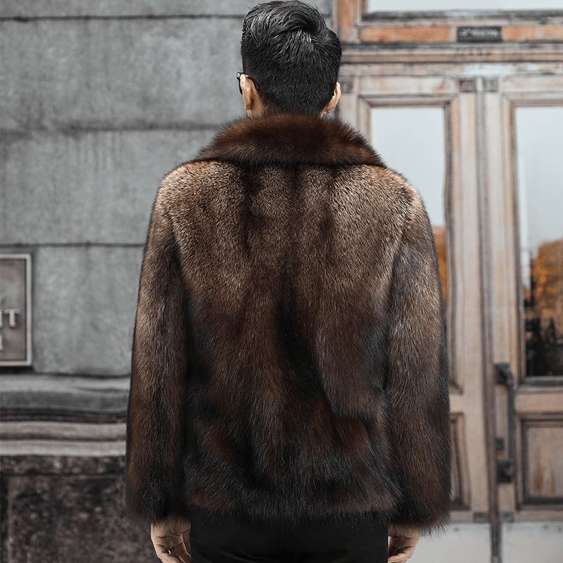 Manteau de fourrure de renard épais