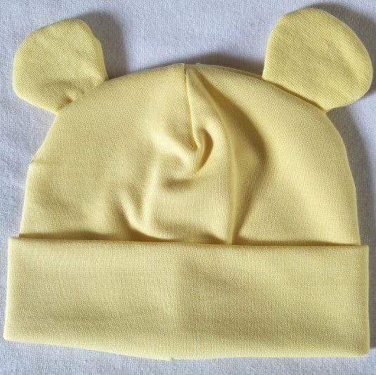 Les chapeaux d'oreille des enfants sont mignons et doux