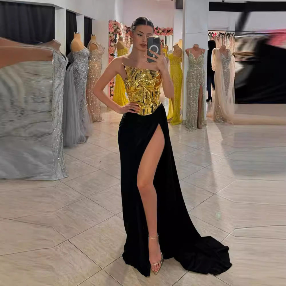 Une épaule en cuir Top Slit Mop Robe noire Deux-pièces Set Sexy Laçage Arrière léger