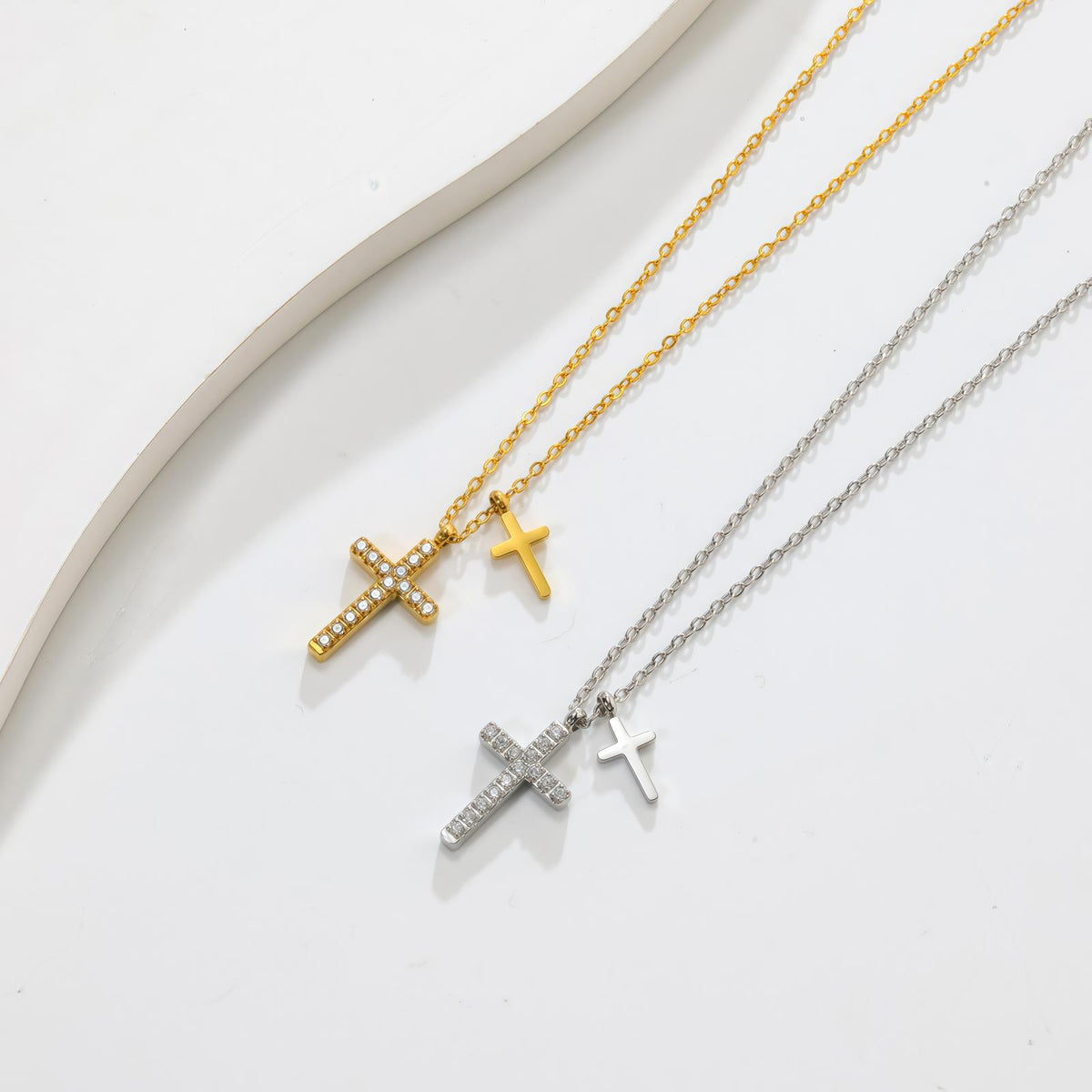 Acier inoxydable Minimaliste à structure diamantée Collier à double couche