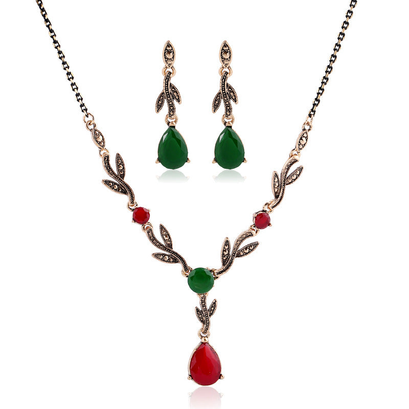 Leaf eau goutte résine pendentif pierre précieuse collier