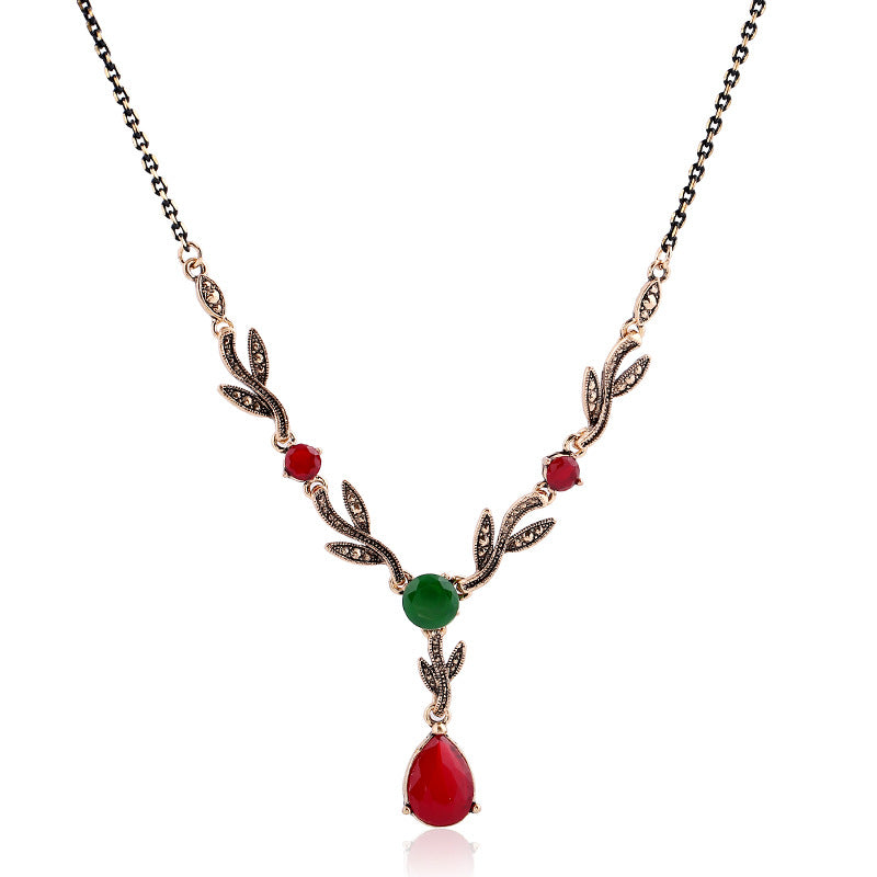 Leaf eau goutte résine pendentif pierre précieuse collier