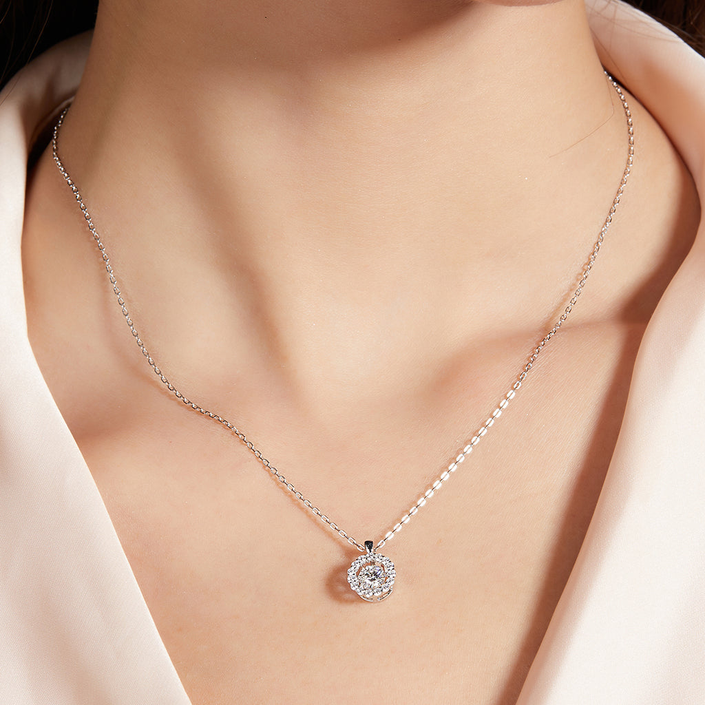 S925 Argent Sterling 0.5ct D Couleur VVS1 Moissanite Collier Halo 45cm Platine plaqué GRA