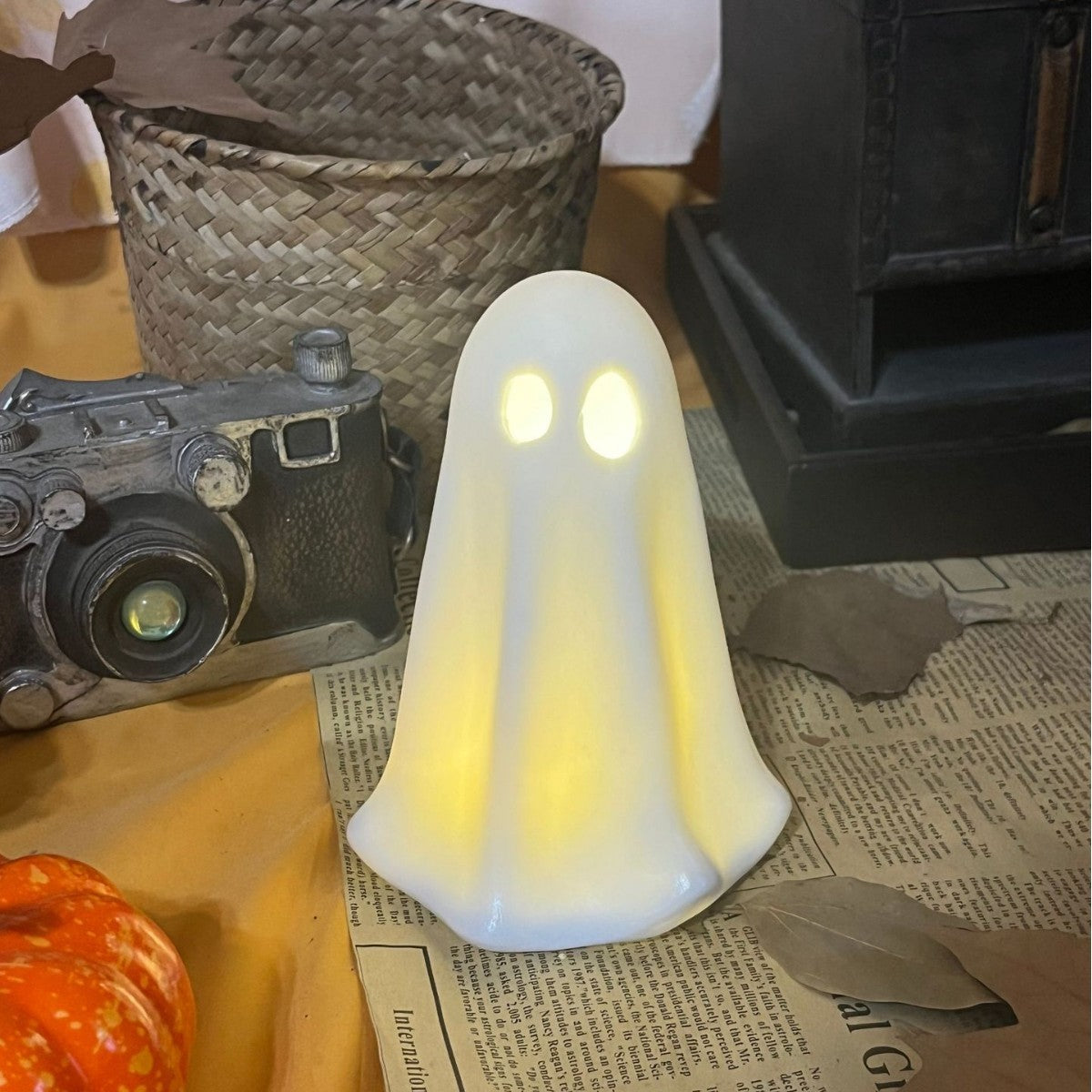 Décoration de lumière de nuit translucide Halloween créatif ornement d'artisanat avec lampe LED