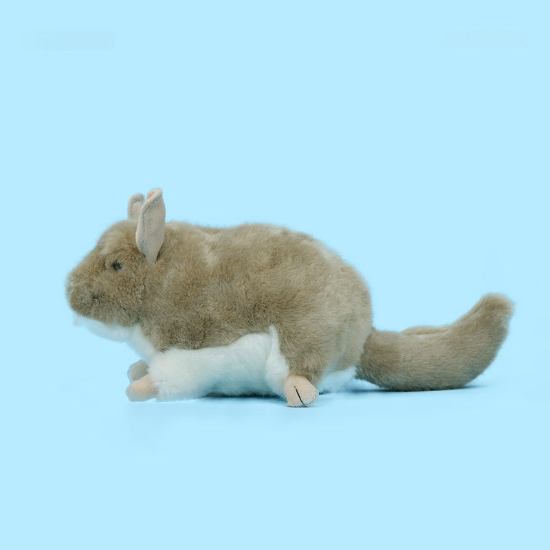 Figurine de poupée en peluche