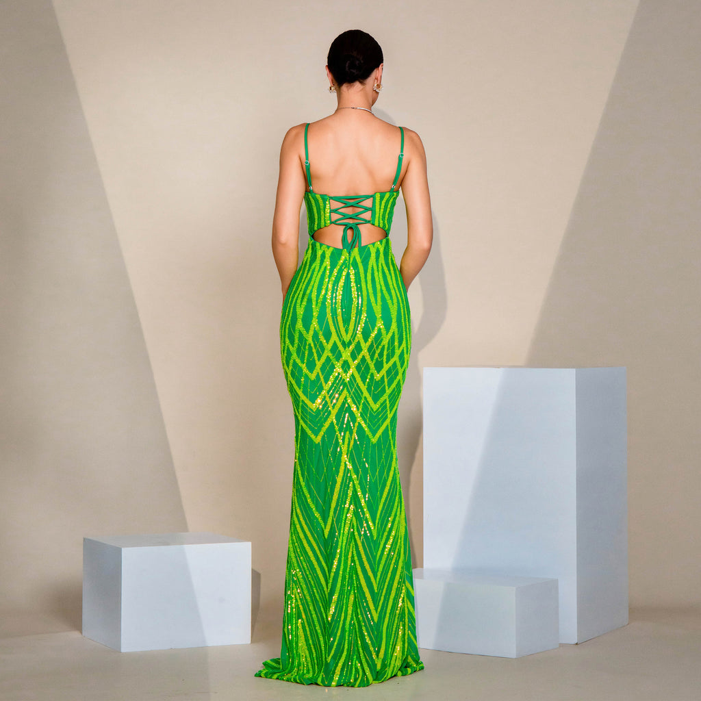 Robe de soirée en queue de poisson pailletée col en V