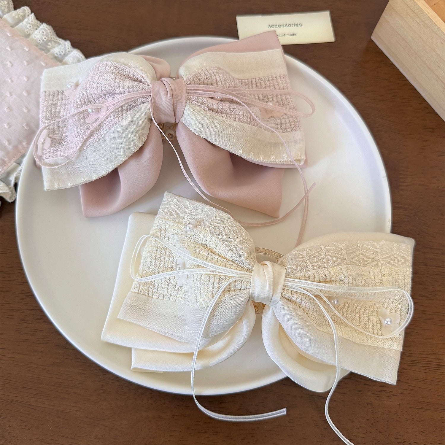 Tissu de dentelle douce Bow Poneytail Clip
