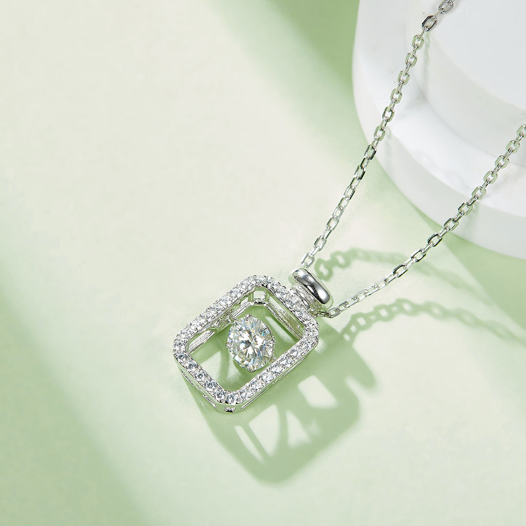S925 Argent Sterling 0.5ct Rectangle Collier de Moissanite 45cm Plaqué Platine Bord de Pave