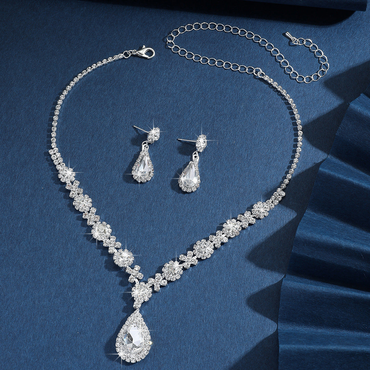 Bijoux de mariée femmes ensemble européen et américain cristal goutte d'eau