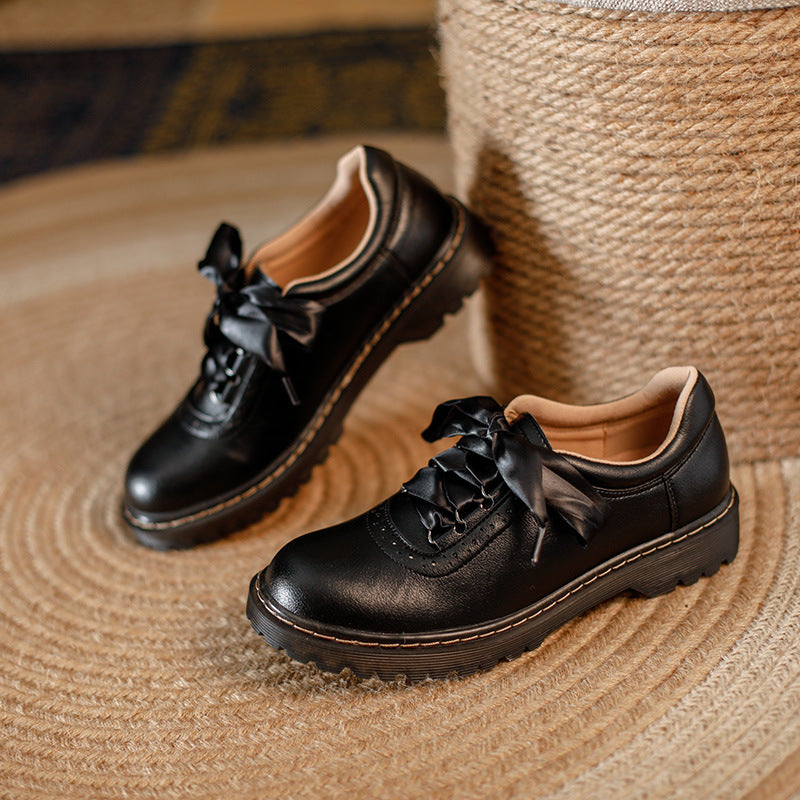 Femmes Rétro en soie Dentelle-Up Chunky-Heel Pompes