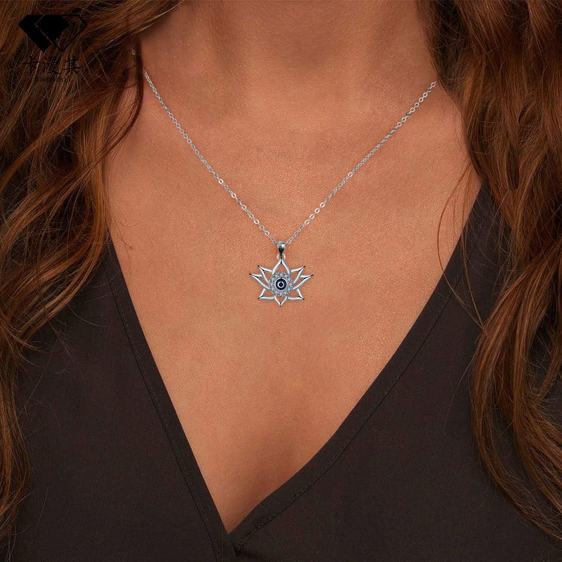 Vieux collier d'oeil du diable Lotus Bottom