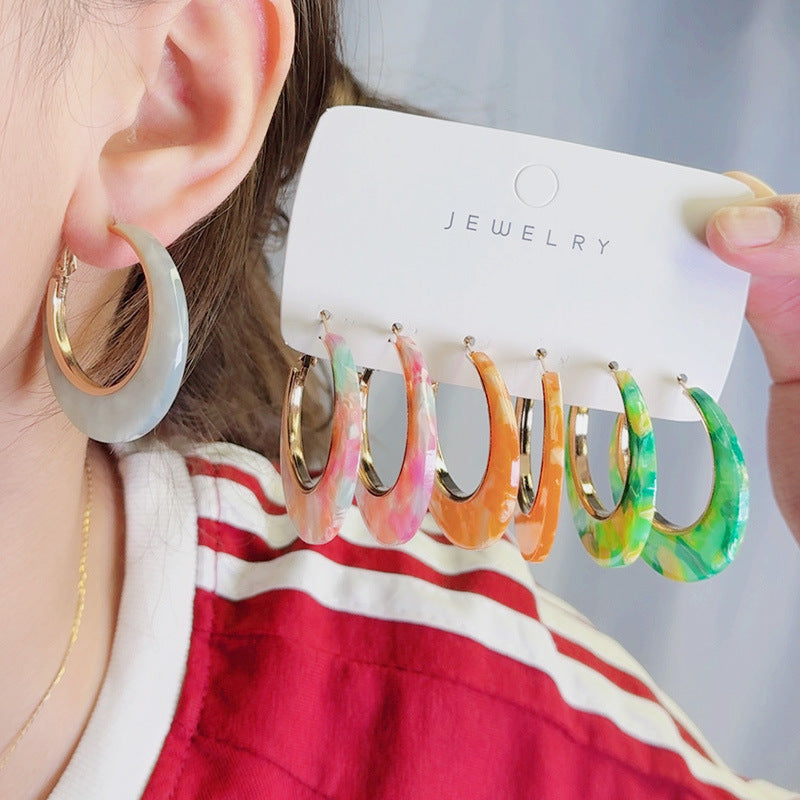 Designer Inspired Couleur Block Acétate Large C Boucles d'oreilles Acrylique Stud