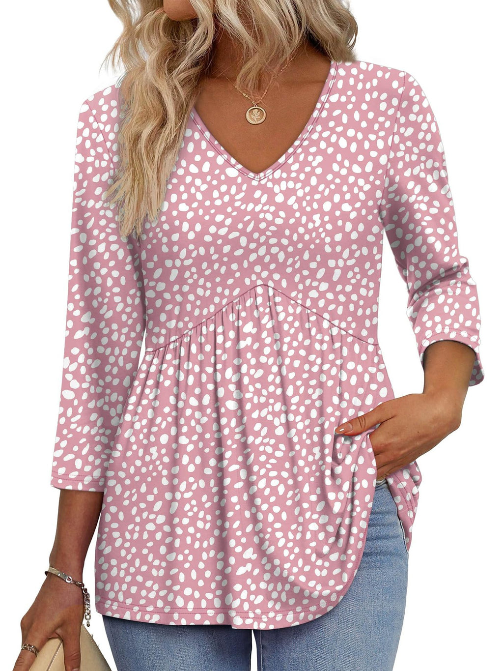 Elegant Casual and Fashionable V-neck Women's Top