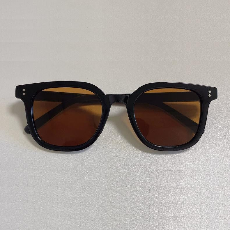 Lunettes de soleil carrées simples à cadre rigide