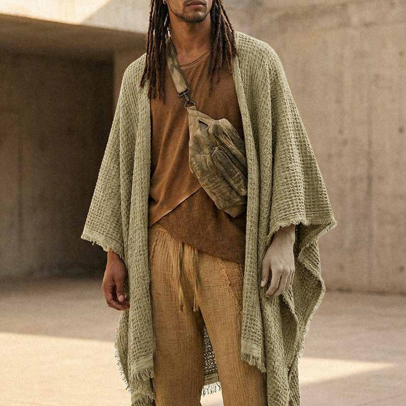 Manteau avec penderie en forme de cape