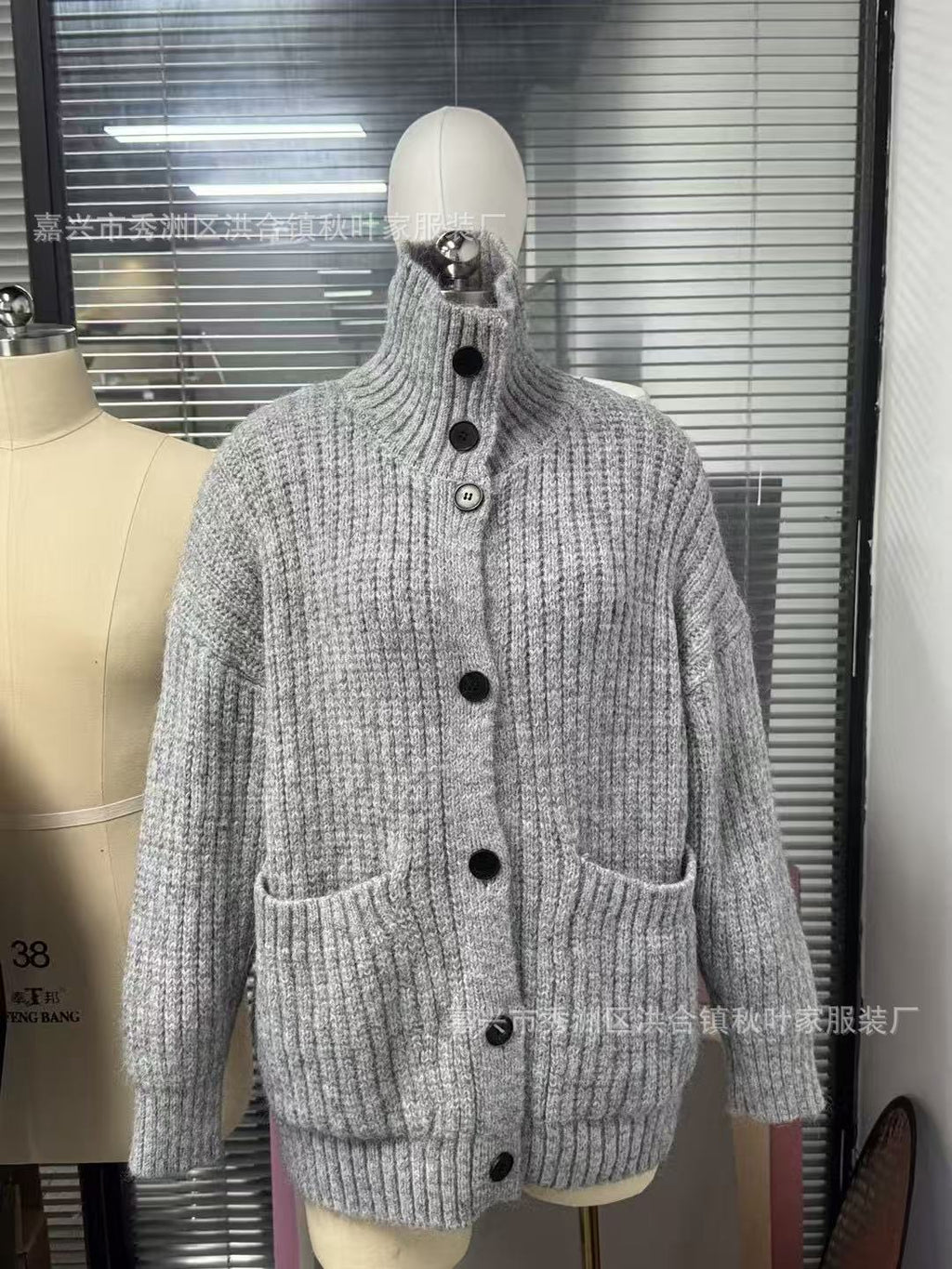 Femmes AdaptantSoft et Cozy Knit Top
