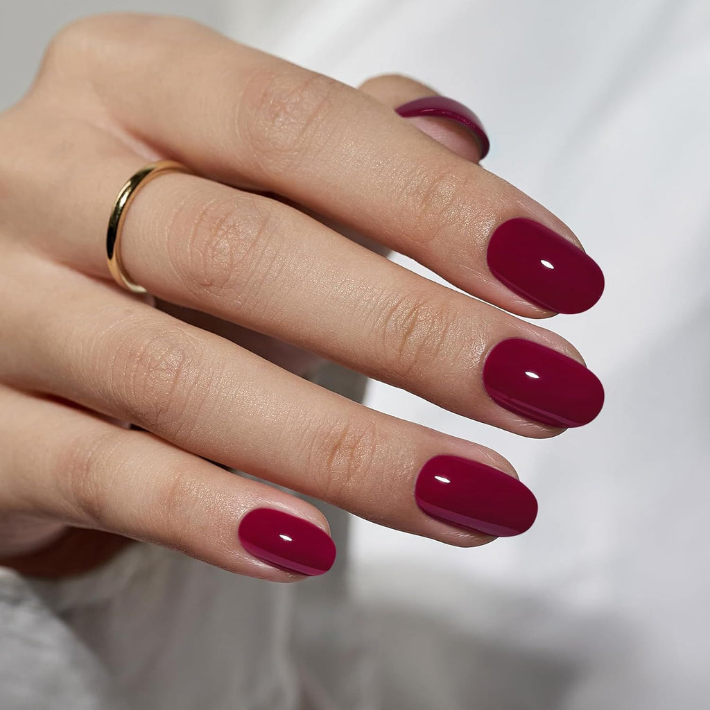 Les ongles artificiels en forme d'amandes longs de couleur solide pour femmes