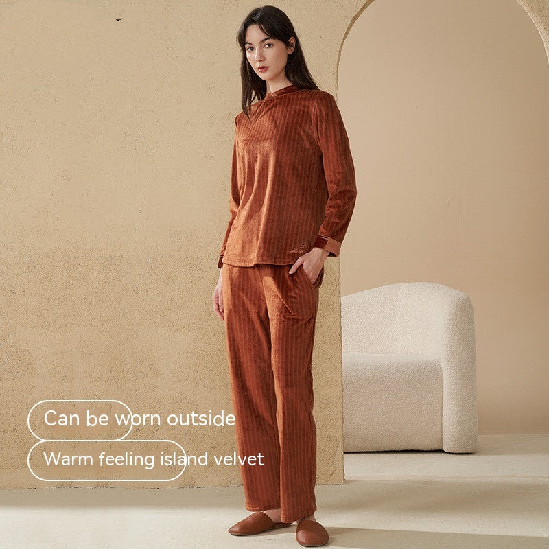 Pyjamas de velours de corail L'automne des femmes et le velours d'hiver Épaisseur Outfit Flannel Casual Plu