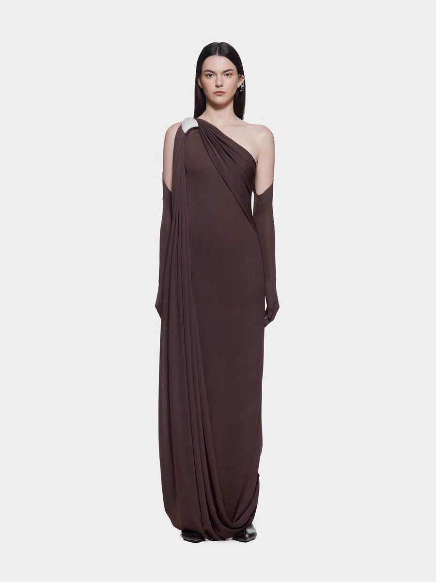 Une épaule drapée Maxi Gown avec des gants assortis