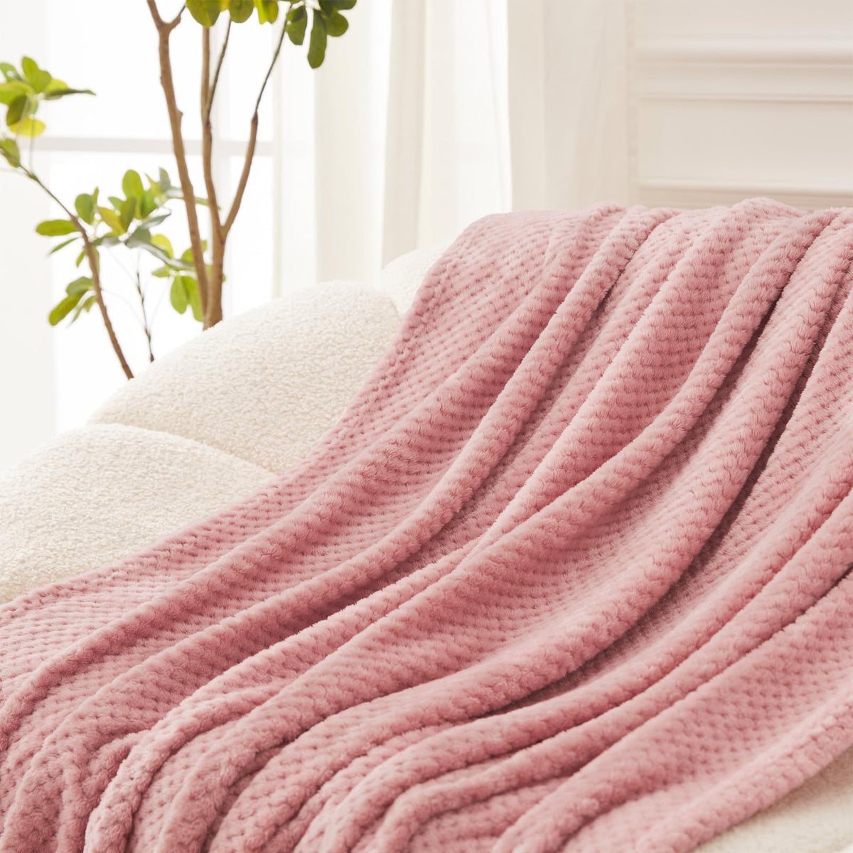 Couverture en peluche douce et chaude pour canapé ou lit confortable et confortable