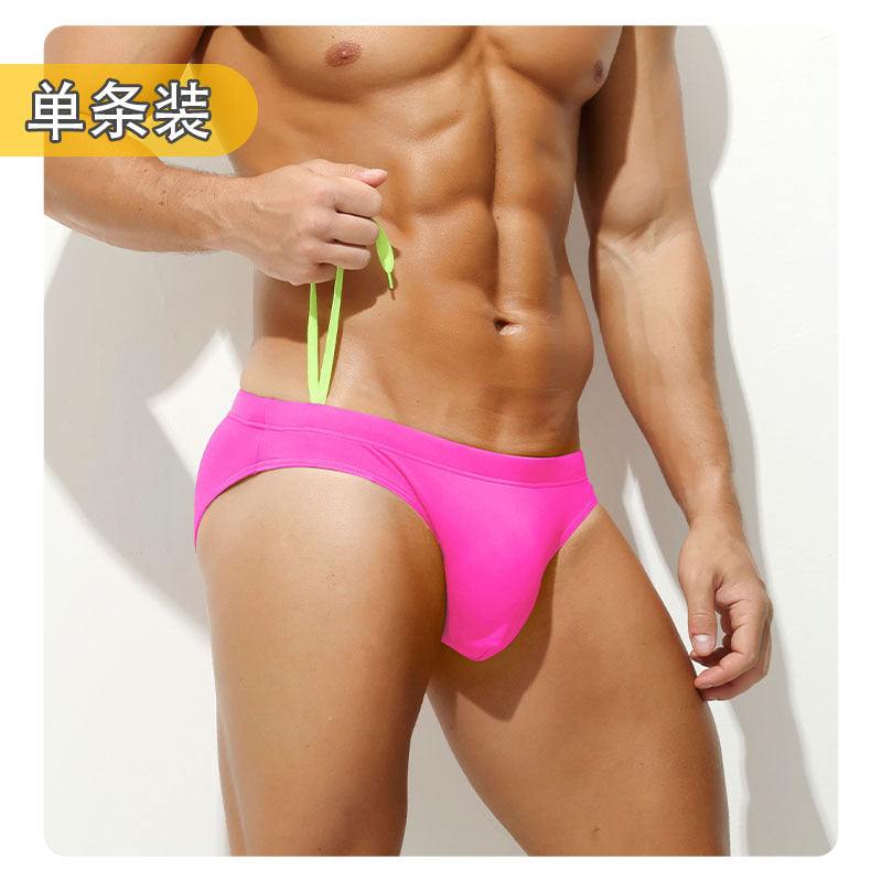 Triangle des hommes couleur solide faible taille Personnalité