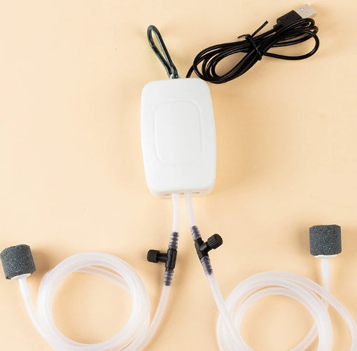 Petit, portable, silencieux Mini réservoir de poisson Oxygénateur
