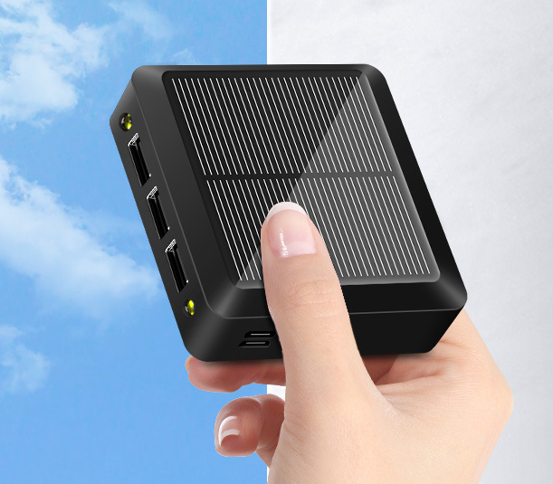 La banque d'énergie solaire est petite et portable