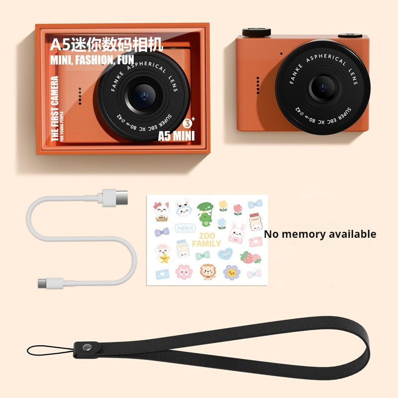 Classique petite caméra avant et arrière double caméra vidéo