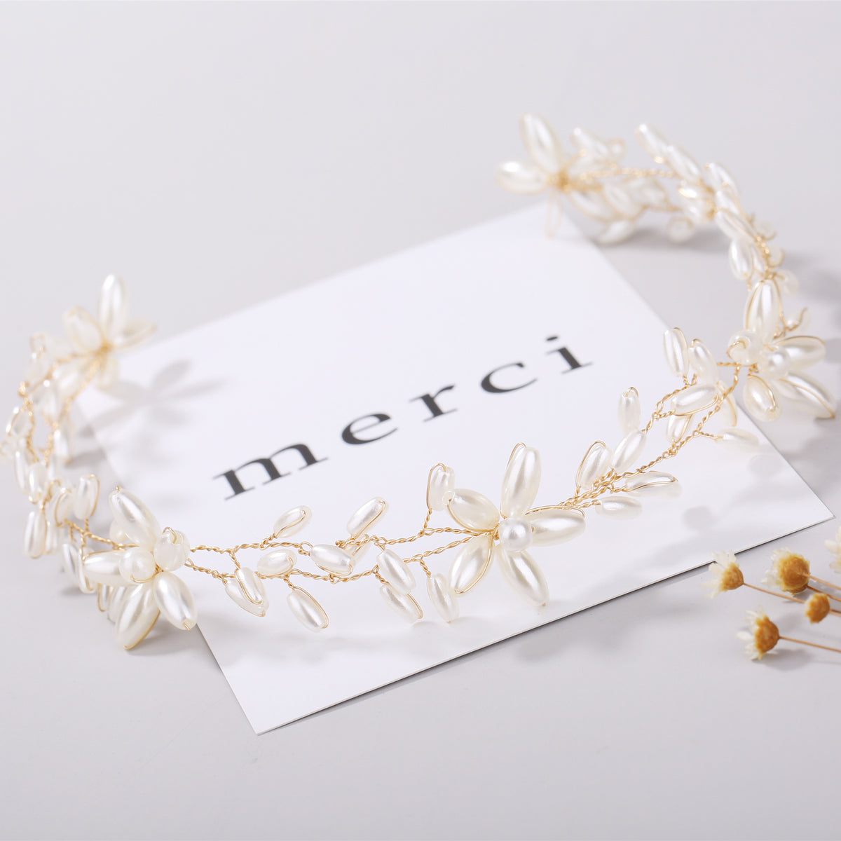 Vêtements de coiffure en perles twisted