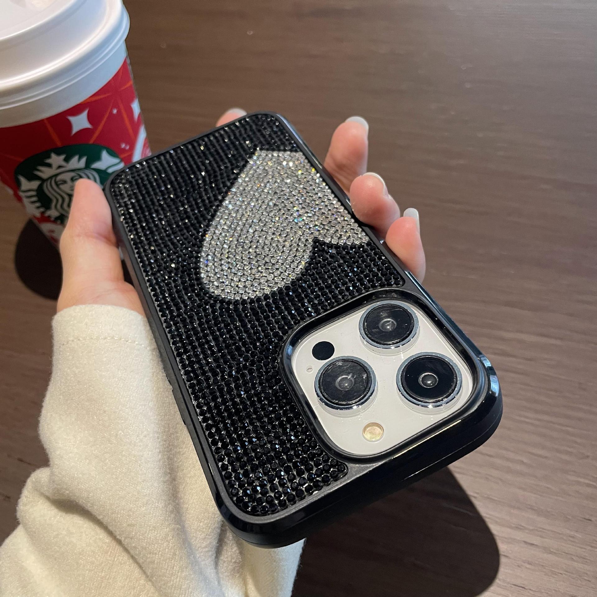 Coffret téléphonique en forme de cœur en brique