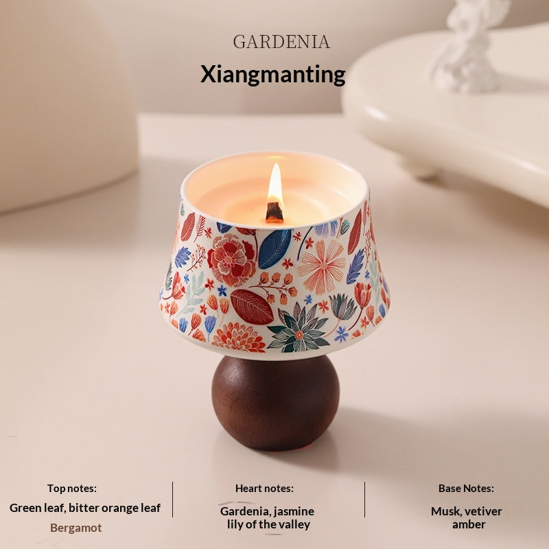 Bougie d'aromathérapie dans une tasse en céramique avec une sensation premium et une cire de soja longue durée pour Indo