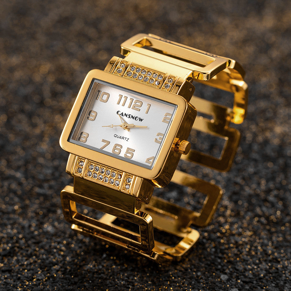 Montre mode or et argent pour femmes