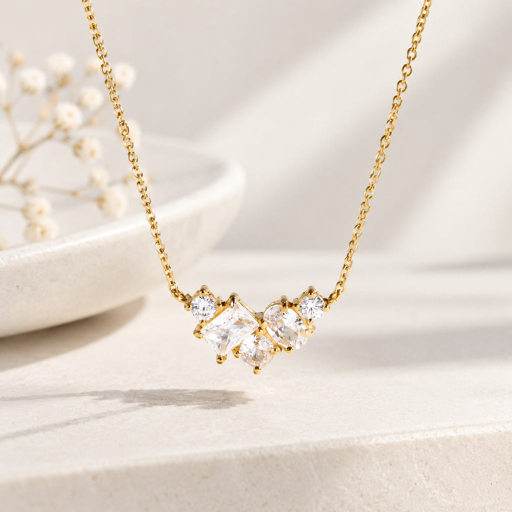Touchion Zircon Titanium Collier en acier Léger Luxe